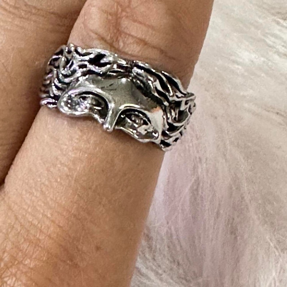Abstract Sculpted Face Mask Silver Tone Wide Band Ring inner diameter 18.68mm